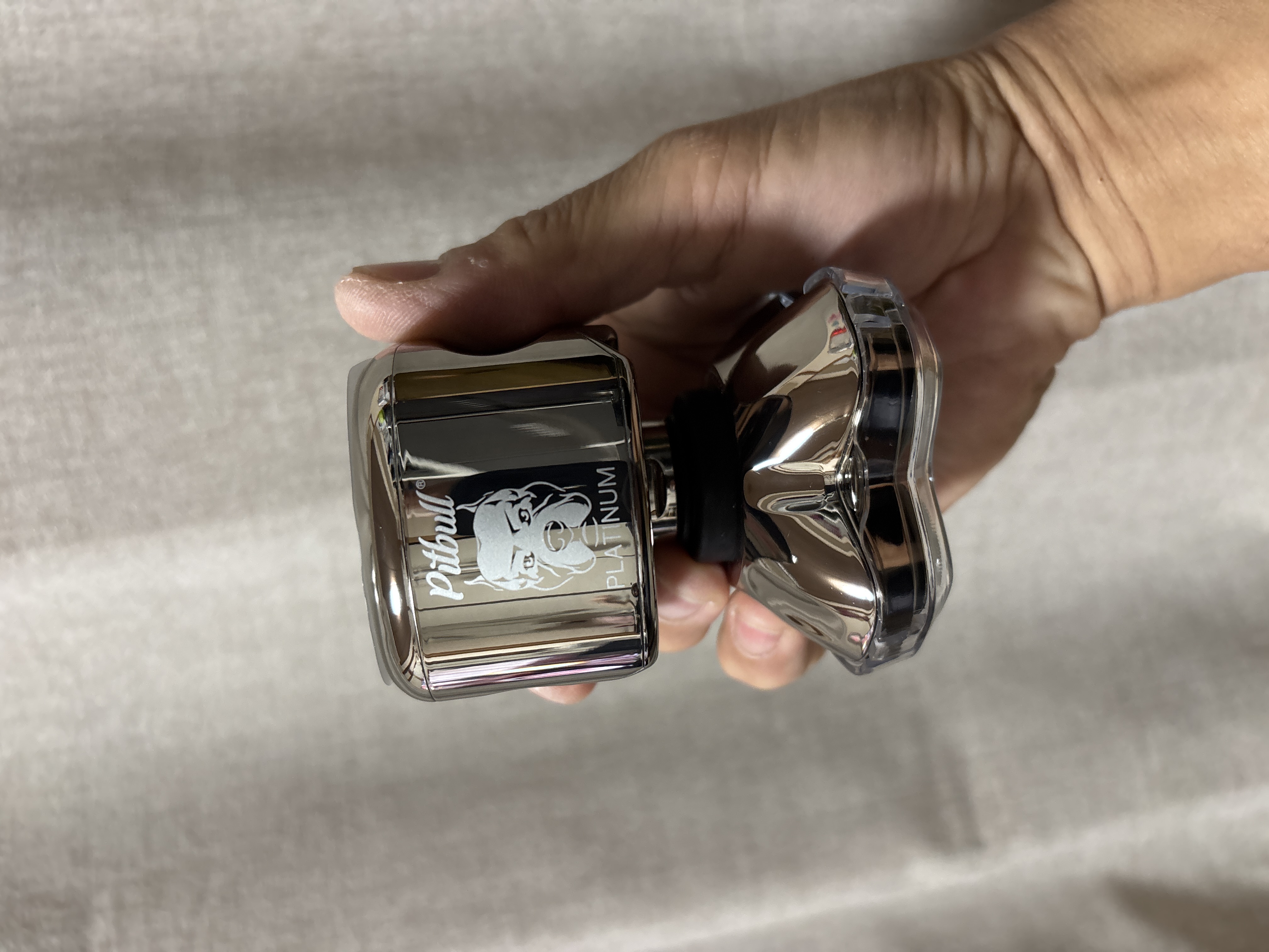 スキンヘッド専用シェーバー Skull Shaver【日本公式代理店】｜頭用